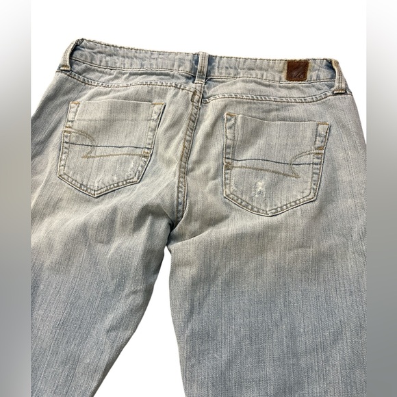 Vintage American Eagle Gently Loved Light Wash Distressed Bootcut Jeans Size 4R - Picture 10 of 15